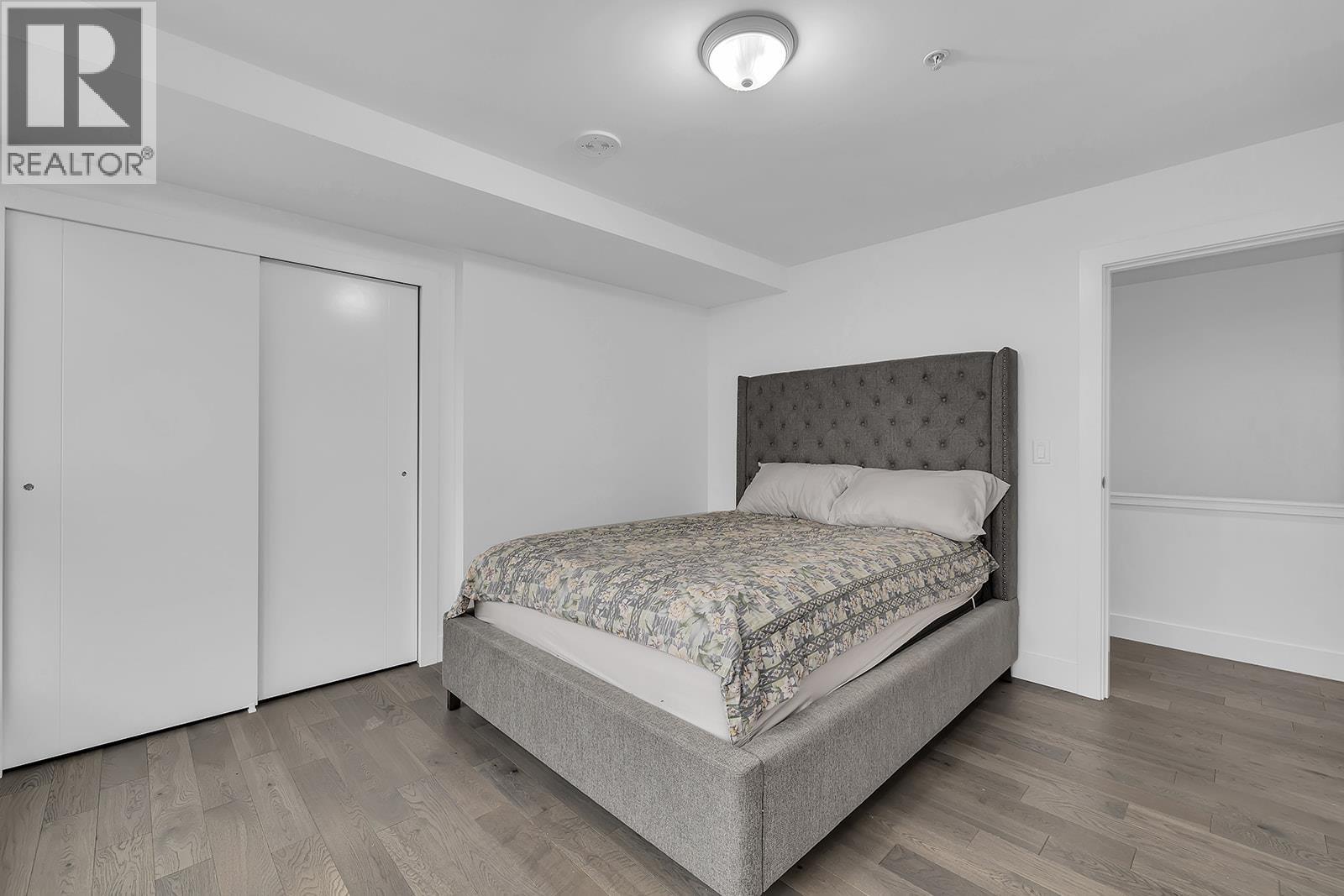 1 1164 Ellis Street, Kelowna