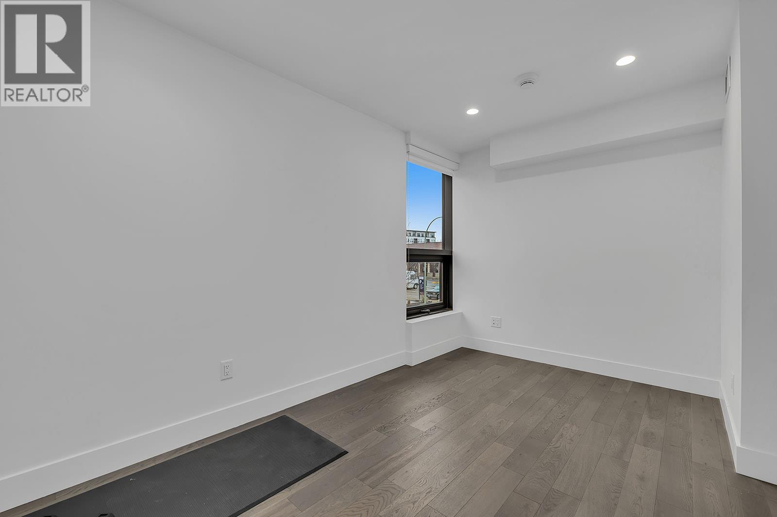 1 1164 Ellis Street, Kelowna