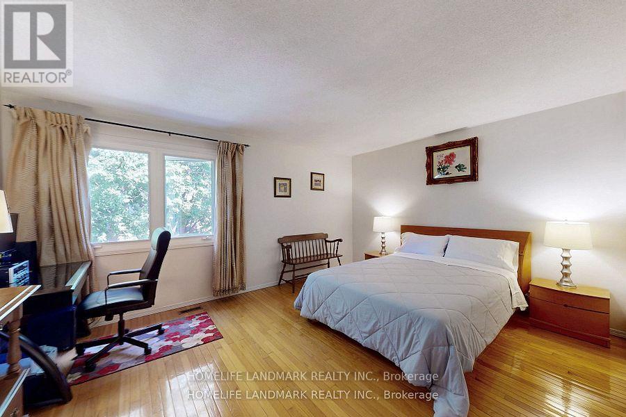 32 COATSWORTH CRESCENT - 15