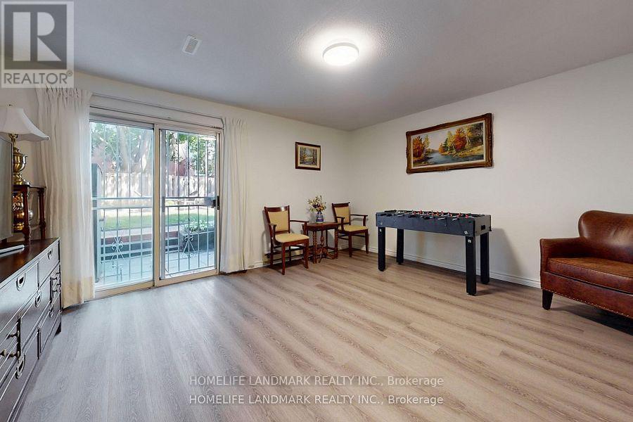 32 COATSWORTH CRESCENT - 33
