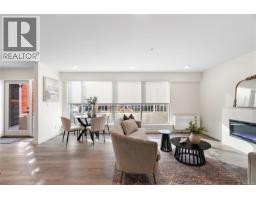 Living room - Th3 1102 Esquimalt Rd, Esquimalt, BC V9A0L3 Photo 6