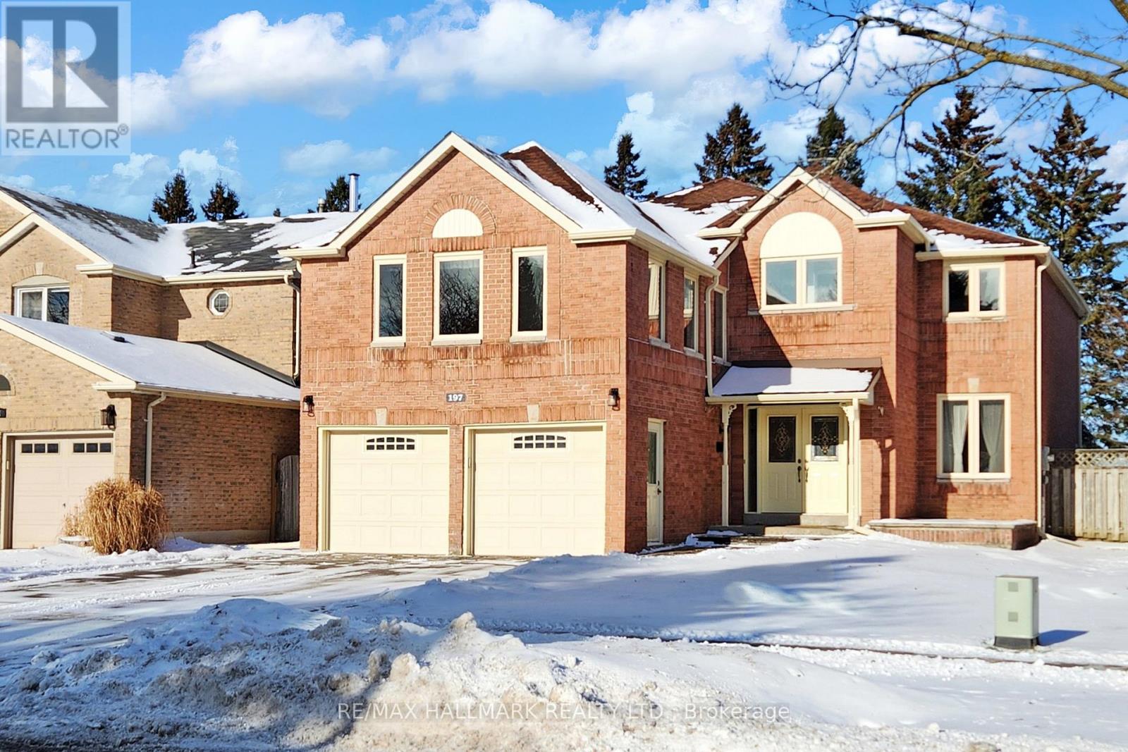 197 MCCAFFREY ROAD - Photo 2 of 39, Newmarket (Glenway Estates), Ontario