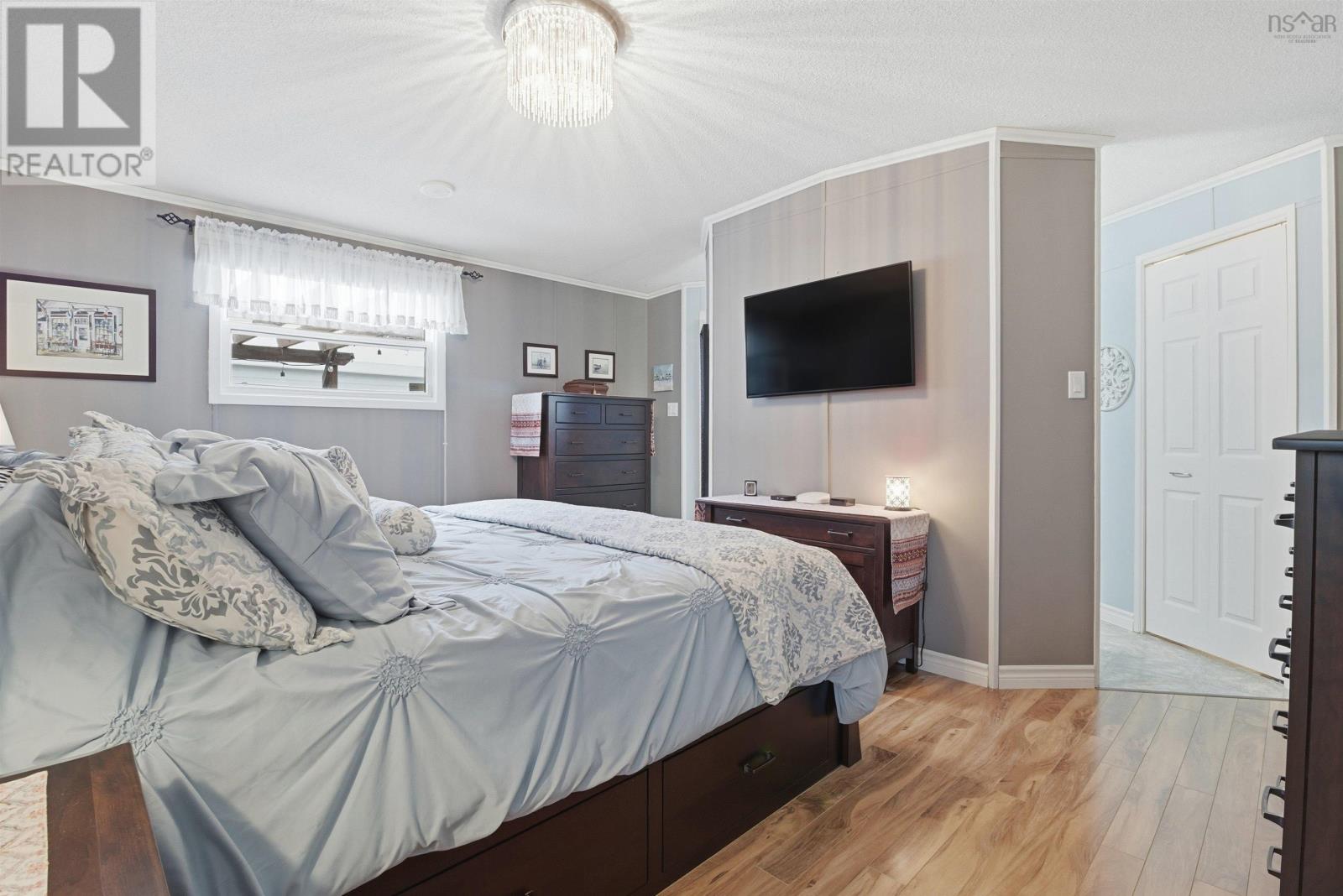 Property 16 of 32 of 15 Bruce Street