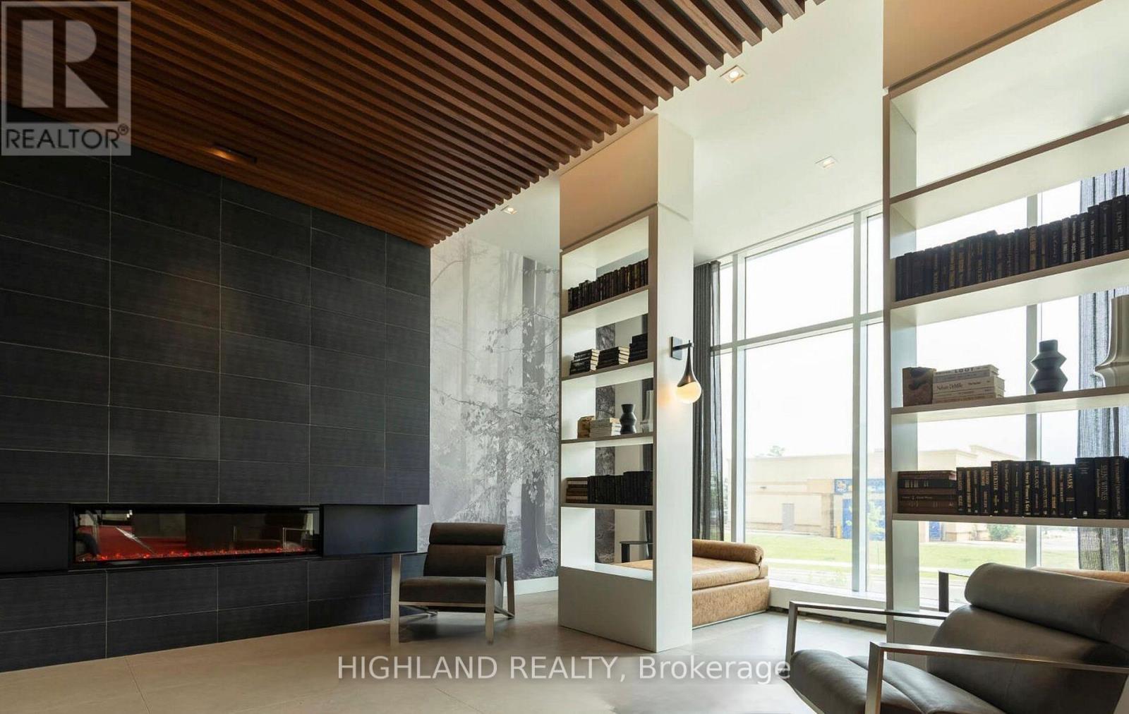 2489 Taunton Unit 1116 photo 4