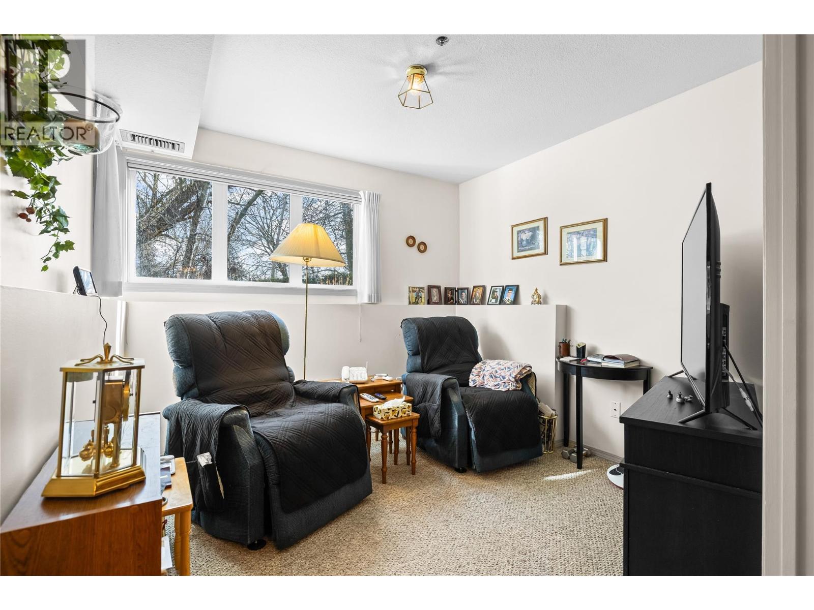 37 1045 Sutherland Avenue, Kelowna