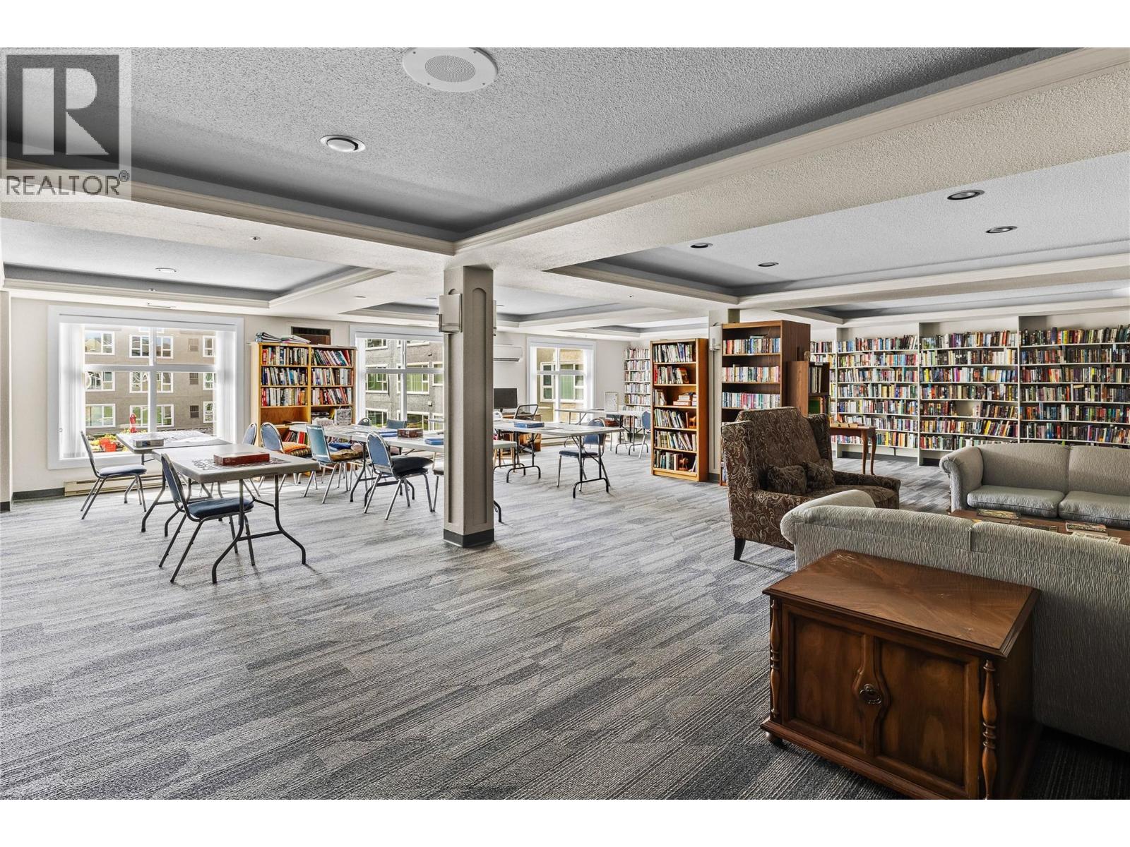 37 1045 Sutherland Avenue, Kelowna