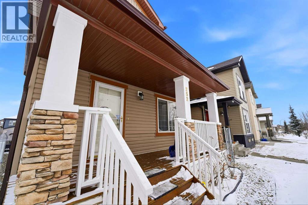 Single Family House for Sale in  Saddlecrest Blvd  NE Saddle Ridge Calgary 