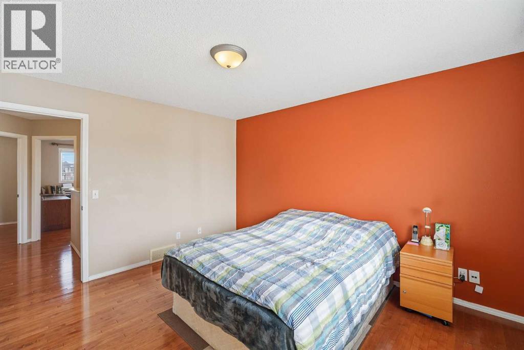 Single Family House for Sale in  Saddlecrest Blvd  NE Saddle Ridge Calgary 