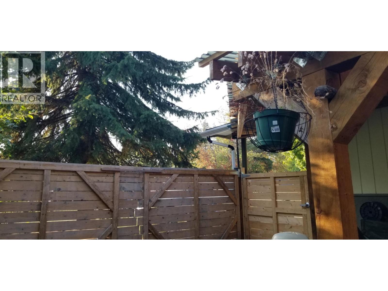 914 Columbia Crescent, Nakusp