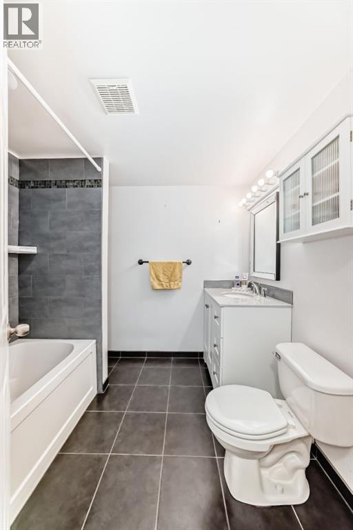 Single Family House 4 Level for Sale in  Pinecliff Way NE Pineridge Calgary 