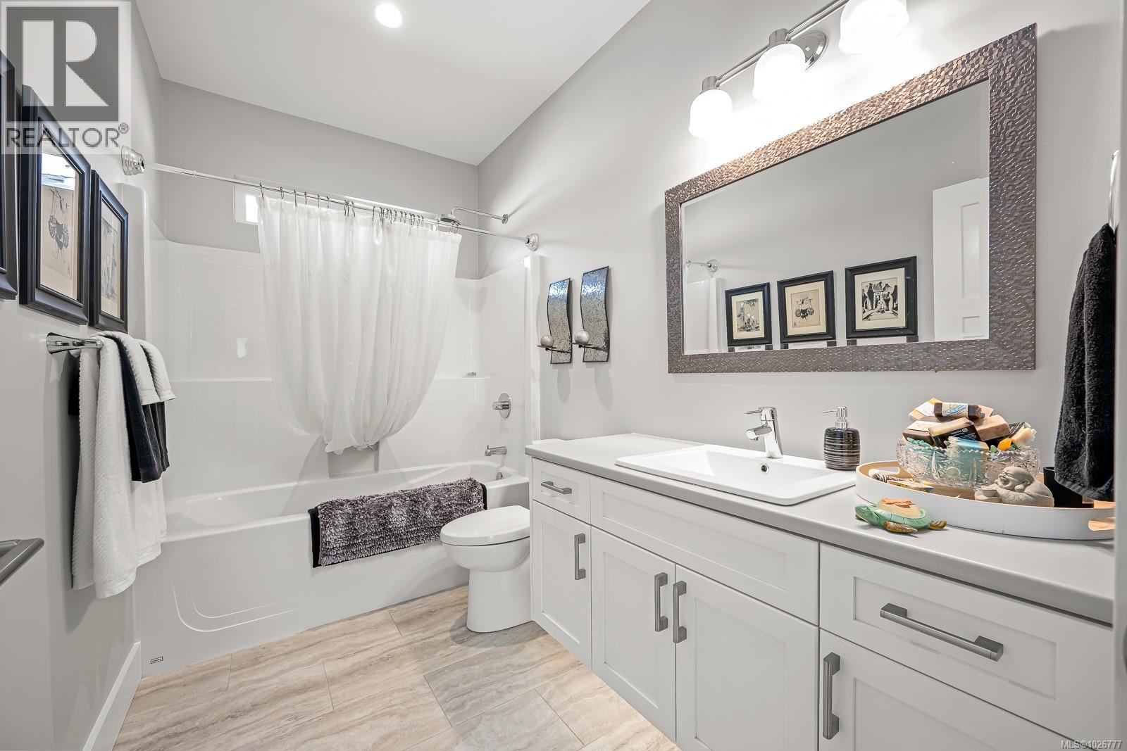 90 Grayhawk Pl, Courtenay