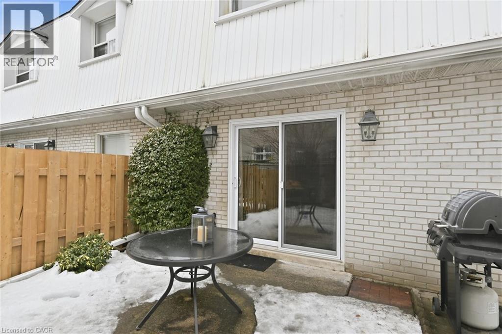 #6 469 CLARIDGE ROAD - 34