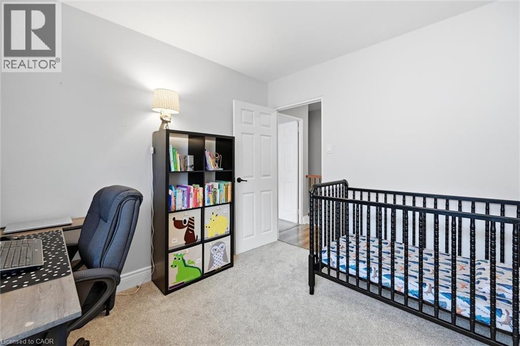 #6 469 CLARIDGE ROAD - 26