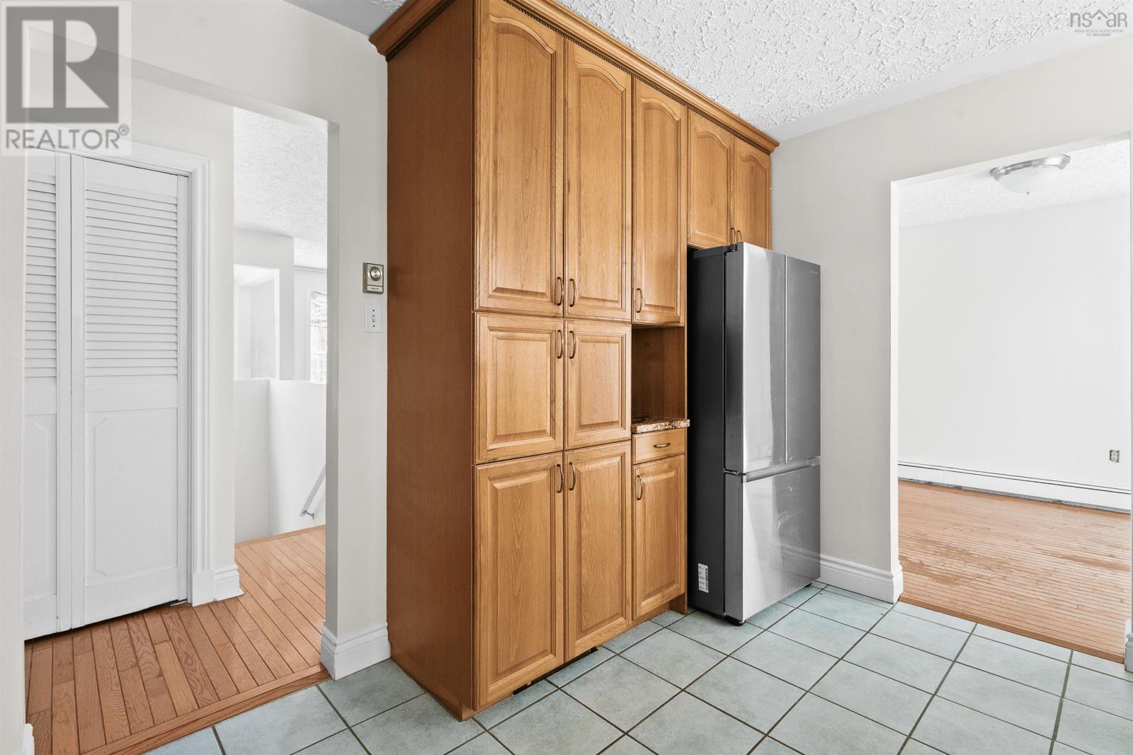 Property 13 of 31 of 39 Inverness Avenue