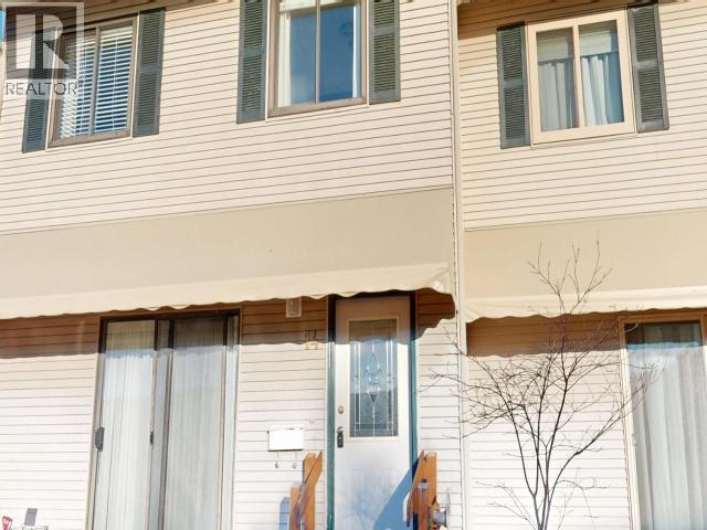 14-3870 JOYCE AVE - Photo 2 of 23, Powell River, British Columbia