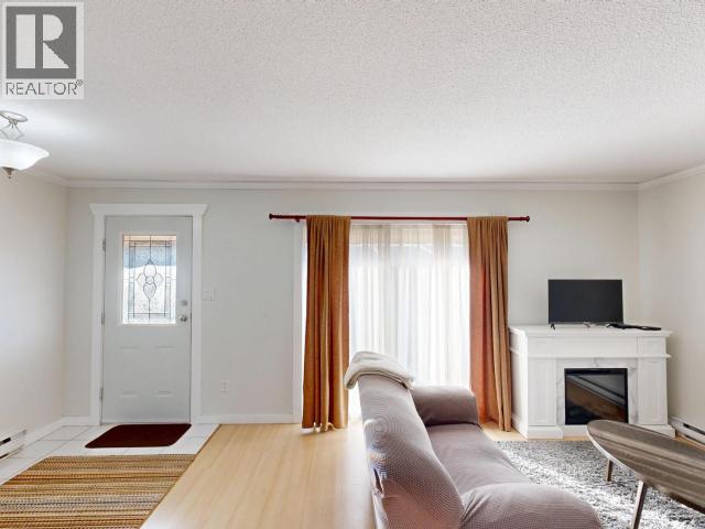 14-3870 JOYCE AVE, Powell River