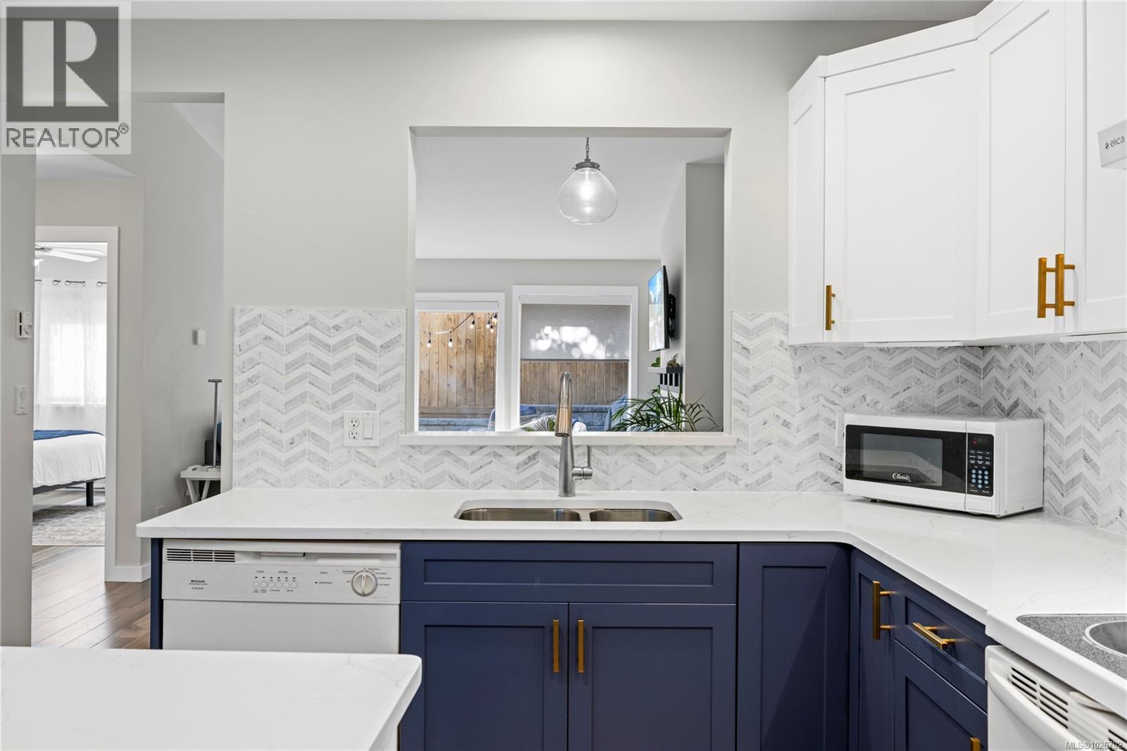 7 332 Belaire St, Ladysmith