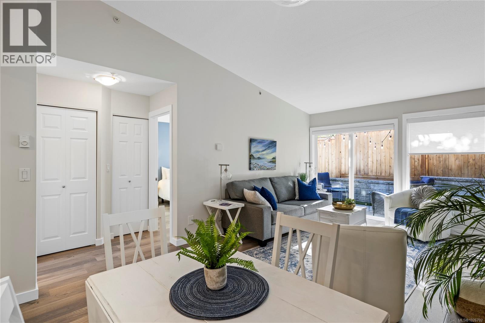 7 332 Belaire St, Ladysmith