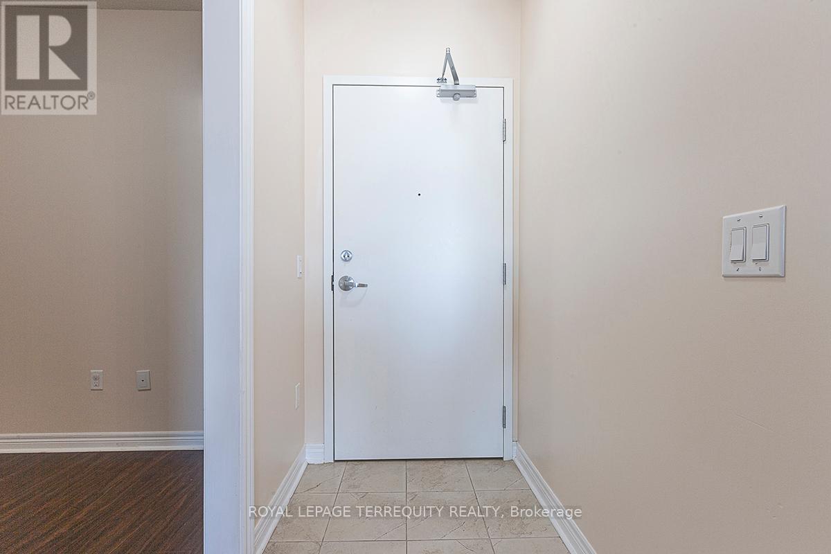 616 - 39 NEW DELHI DRIVE - Photo 5 of 22, Markham (Cedarwood), Ontario