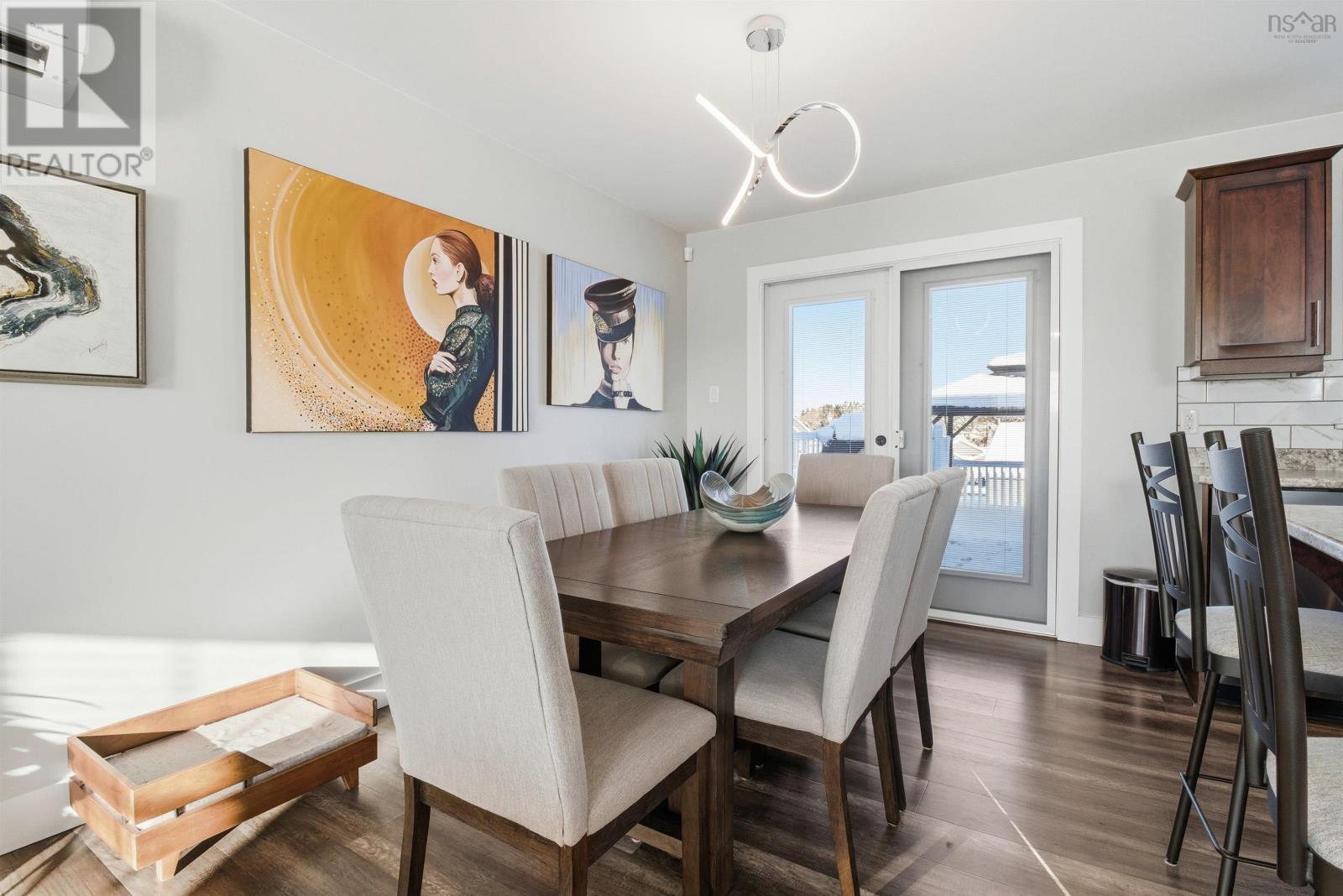 Property 18 of 49 of 39 Ridge Avenue