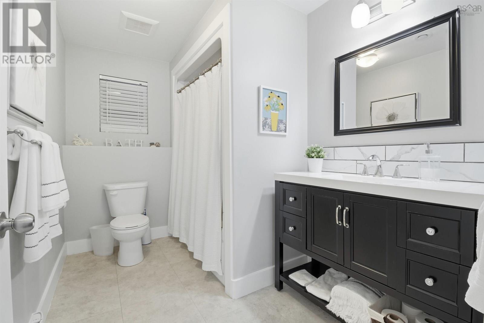 Property 30 of 49 of 39 Ridge Avenue