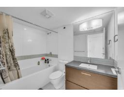 2404 10777 University Drive, Surrey, BC V3T0E6 Photo 23