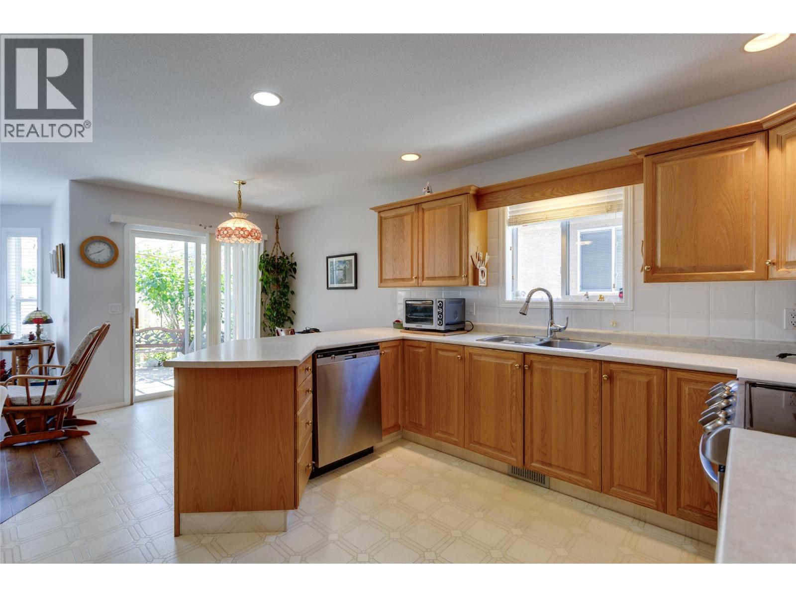 2250 Louie Drive Unit# 102, Westbank