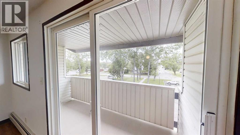 301, 5117 44 Street - Photo 5 of 9, High Prairie, Alberta