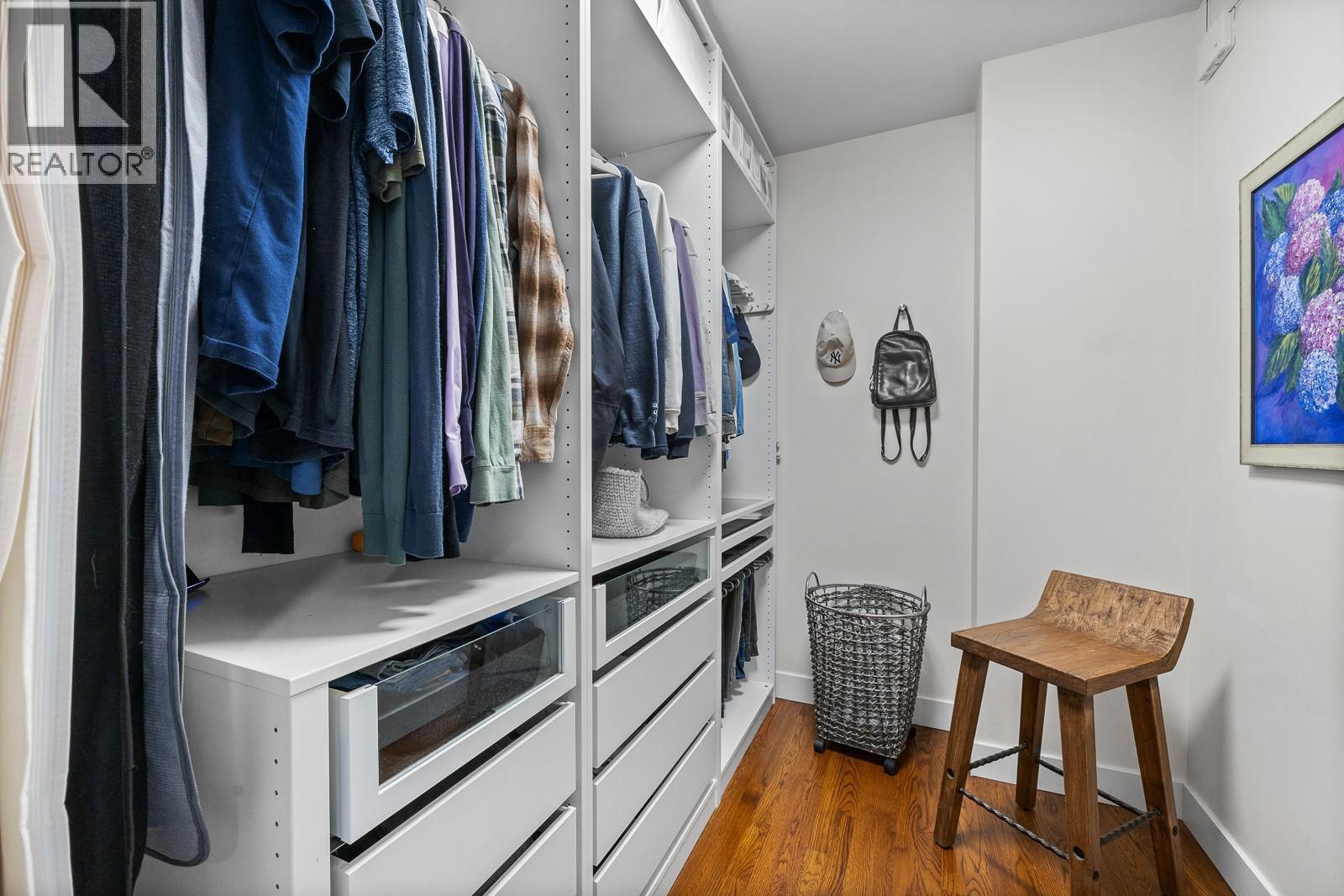 328 Woodpark Crescent, Kelowna