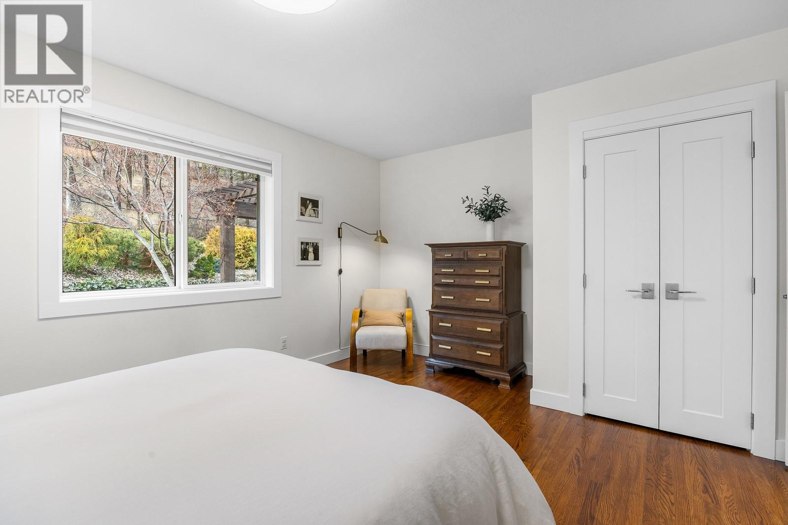 328 Woodpark Crescent, Kelowna