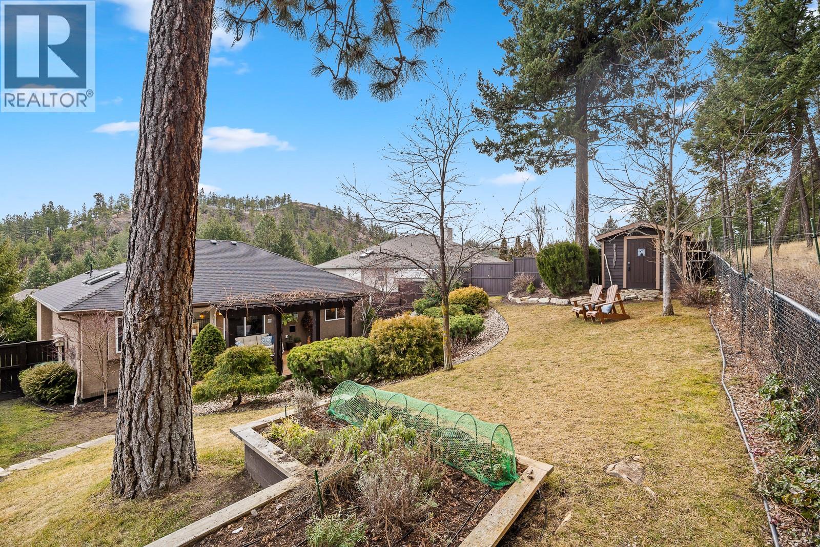328 Woodpark Crescent, Kelowna