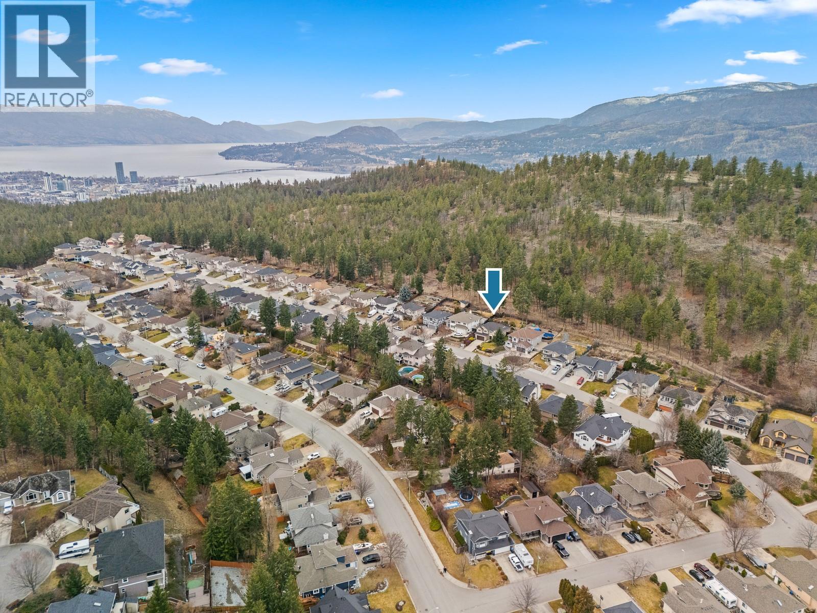 328 Woodpark Crescent, Kelowna