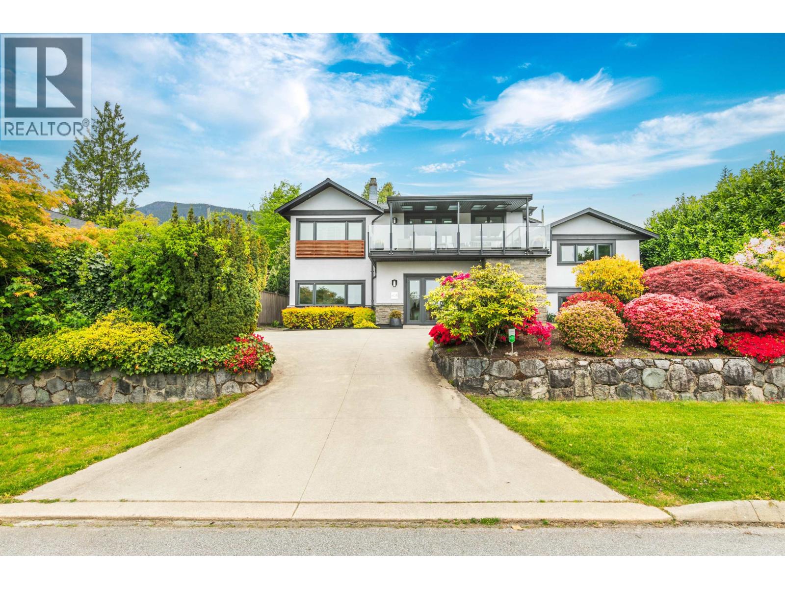 4106 CANTERBURY CRESCENT, North Vancouver