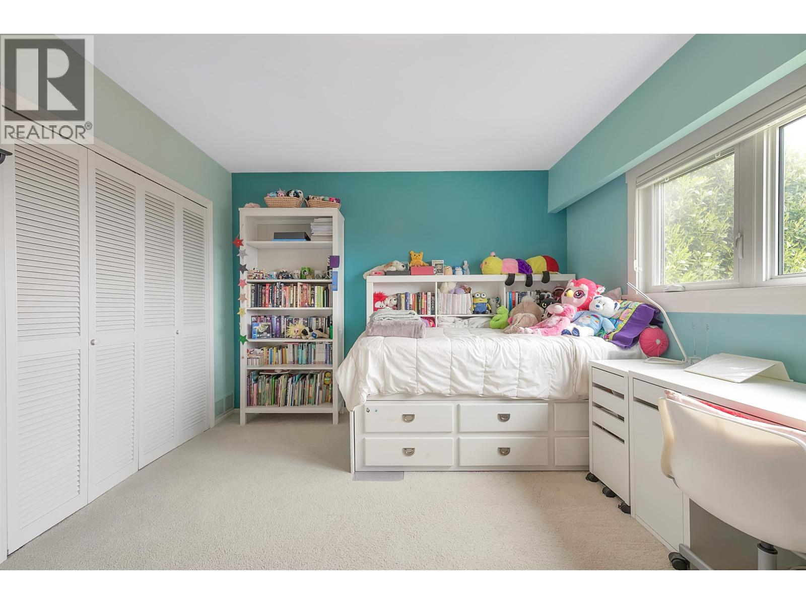 4106 CANTERBURY CRESCENT, North Vancouver