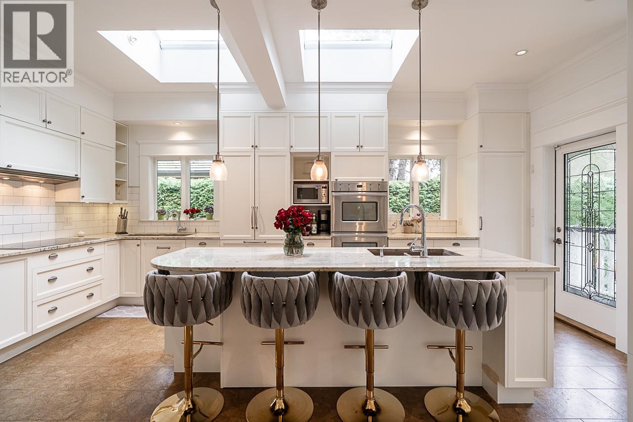 1 1055 WOLFE AVENUE, Vancouver