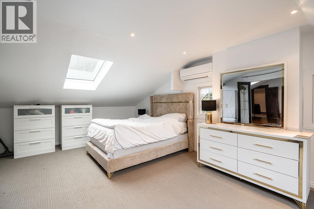 1 1055 WOLFE AVENUE, Vancouver