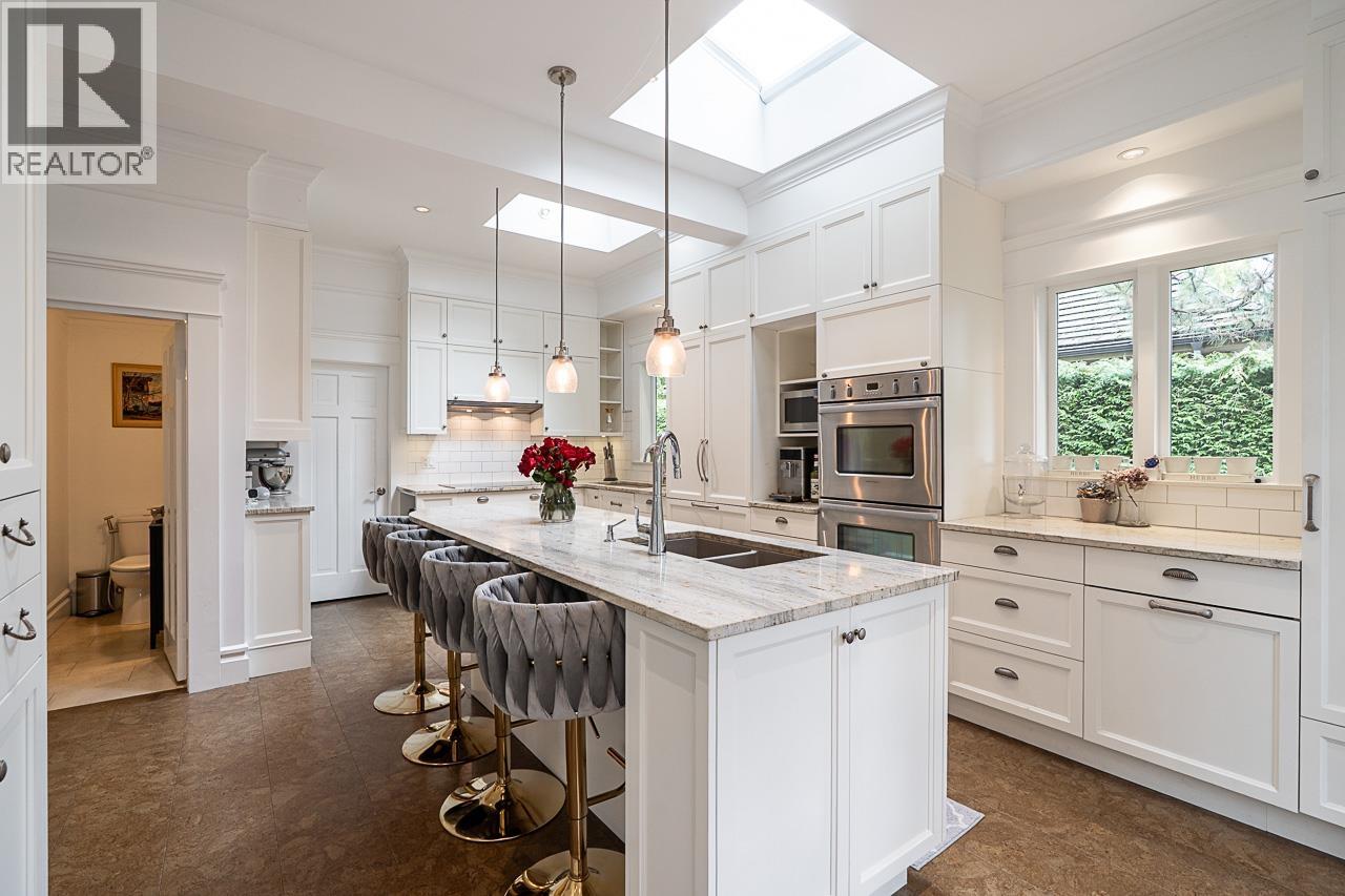 1 1055 WOLFE AVENUE, Vancouver