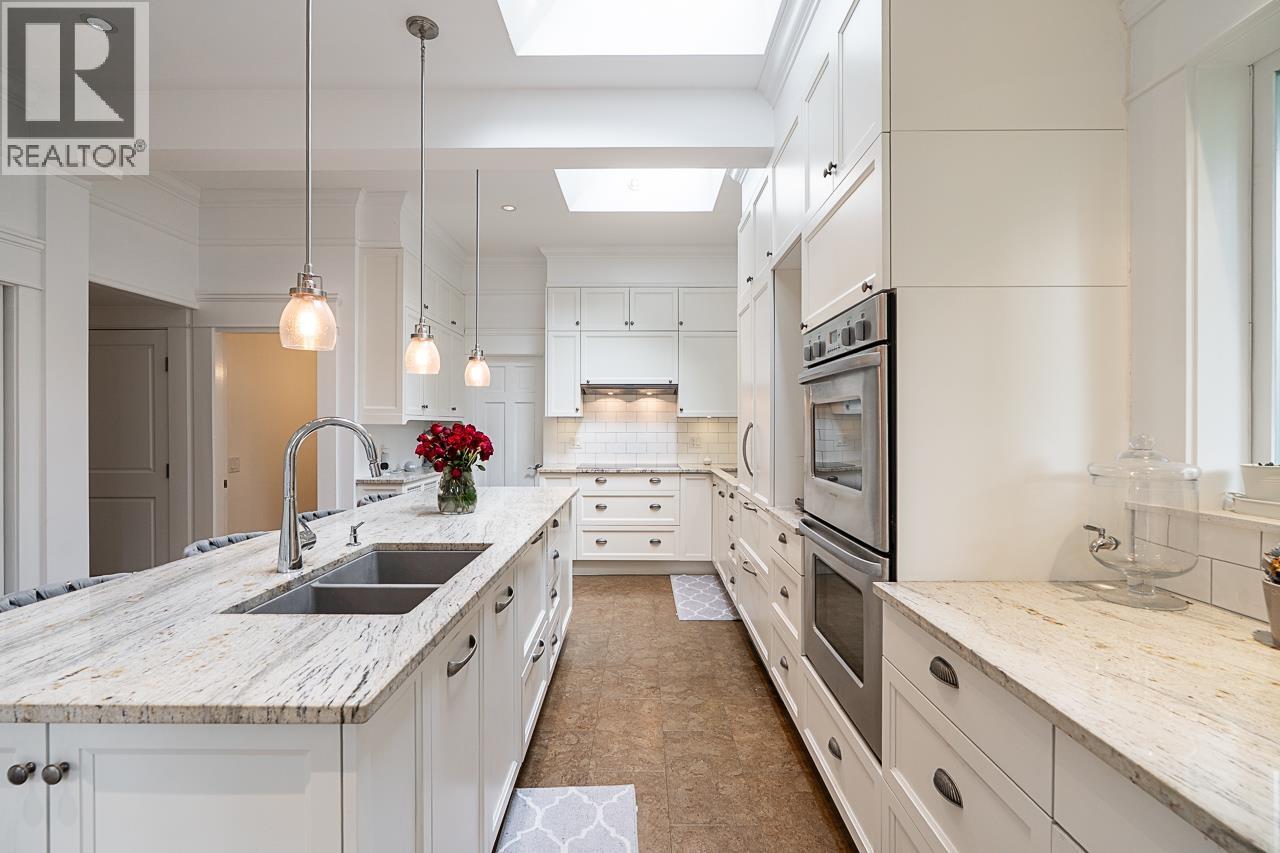 1 1055 WOLFE AVENUE, Vancouver