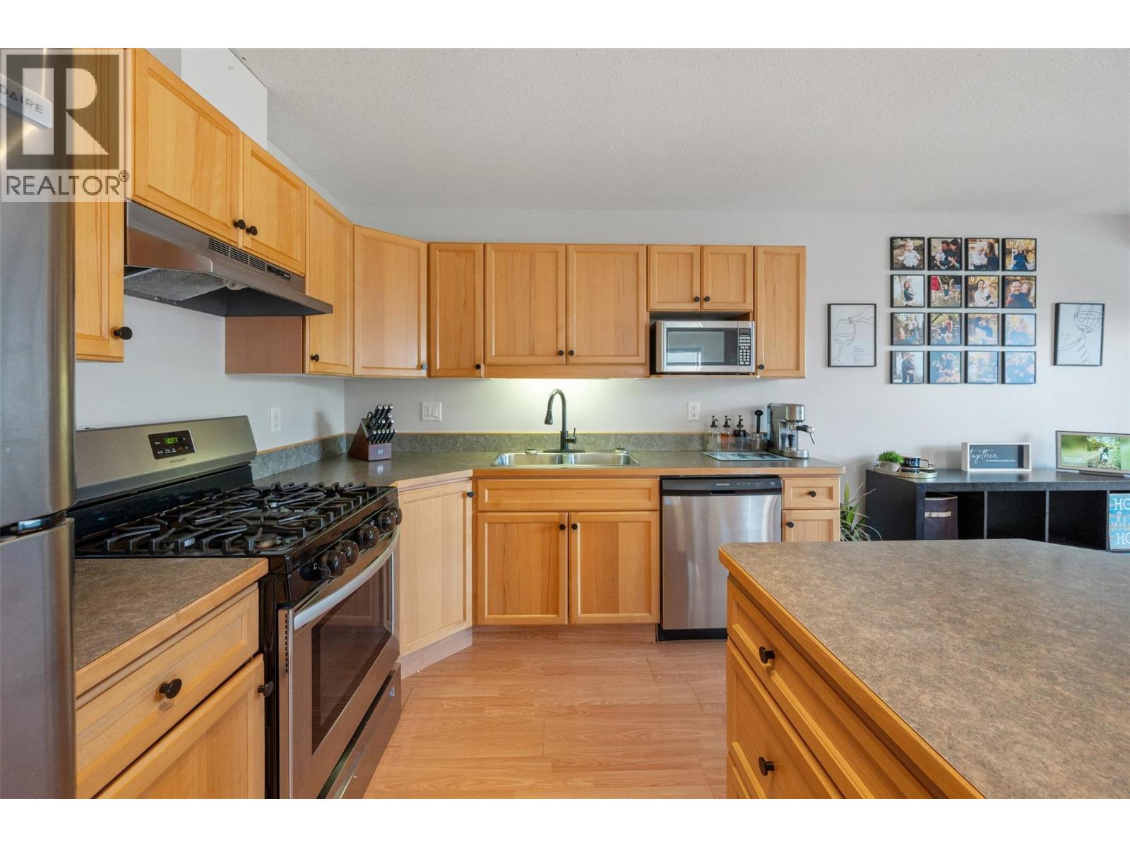 26 7915 Hespeler Road, Summerland