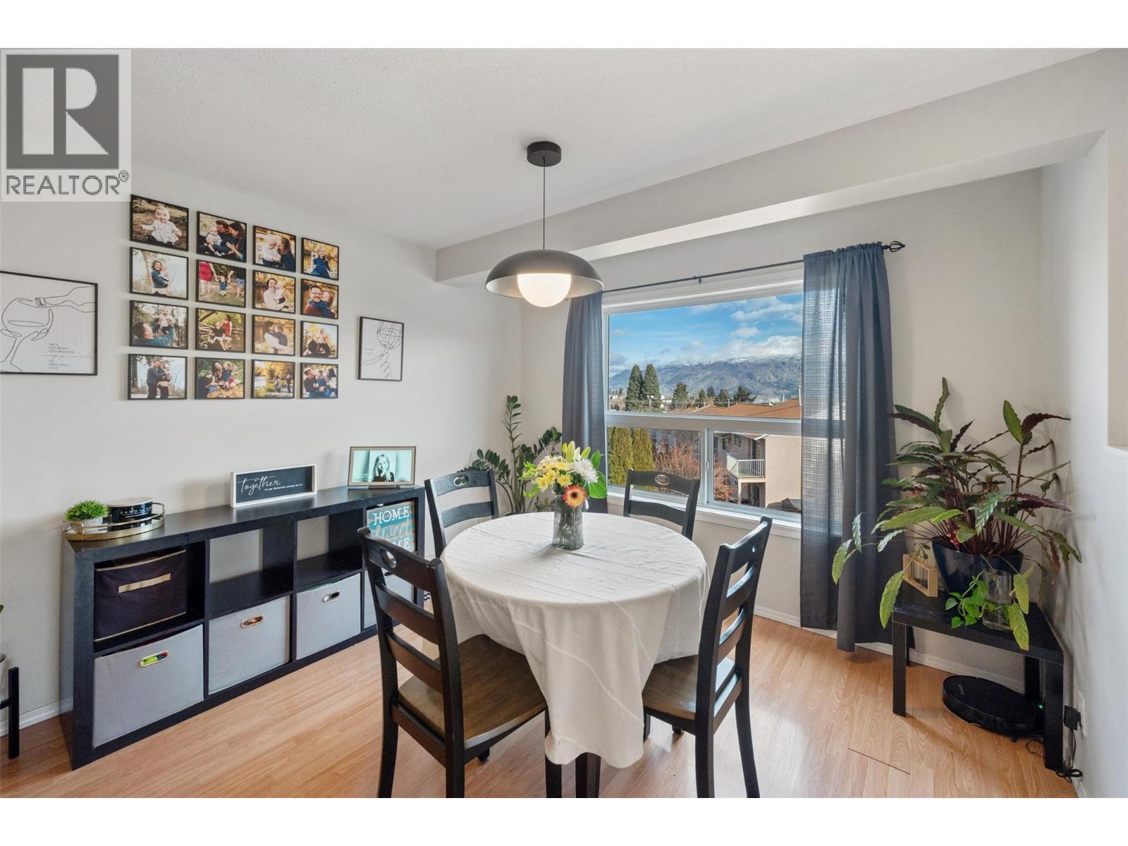 26 7915 Hespeler Road, Summerland