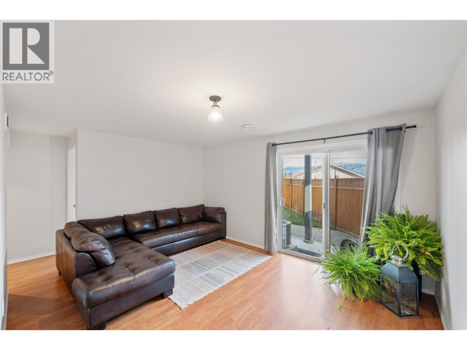 #26 7915 Hespeler Road - 7