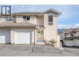 26 7915 Hespeler Road, Summerland