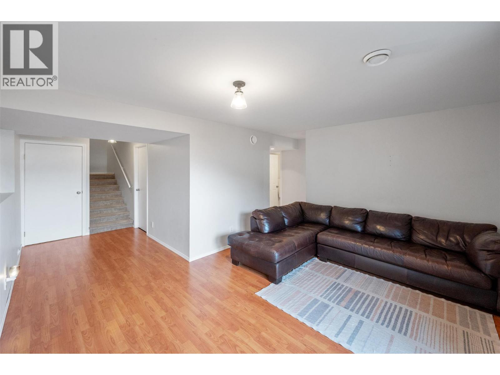#26 7915 Hespeler Road - 30