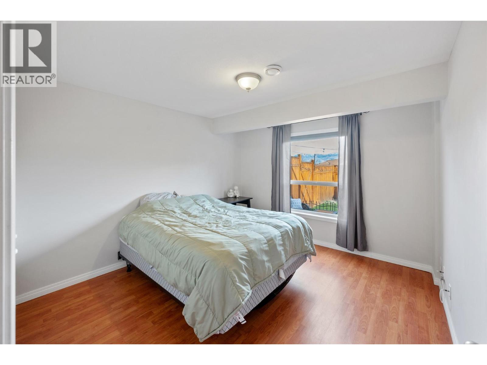 #26 7915 Hespeler Road - 32
