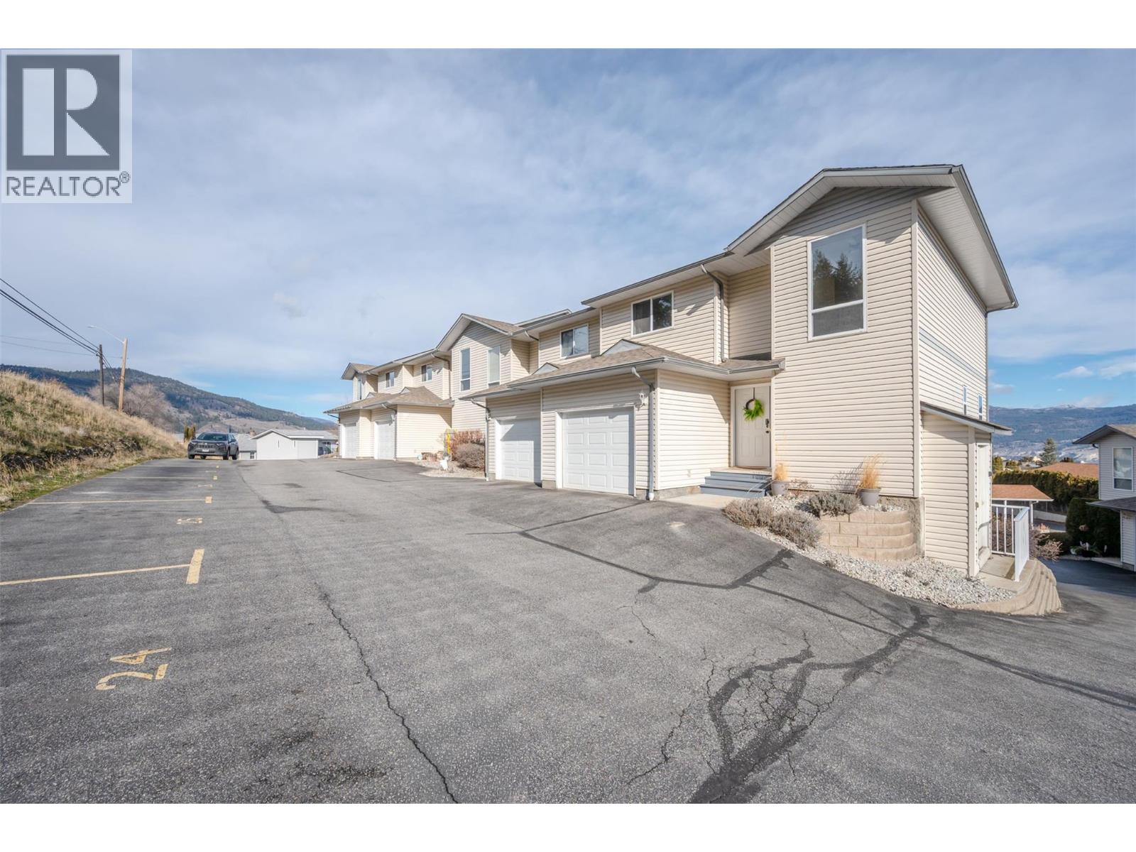 26 7915 Hespeler Road, Summerland