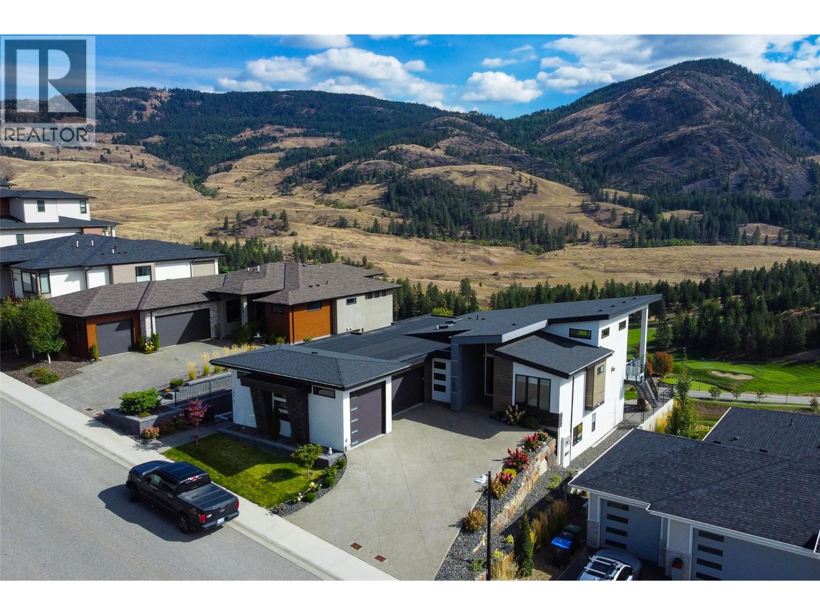  703 Carnoustie Drive, Kelowna