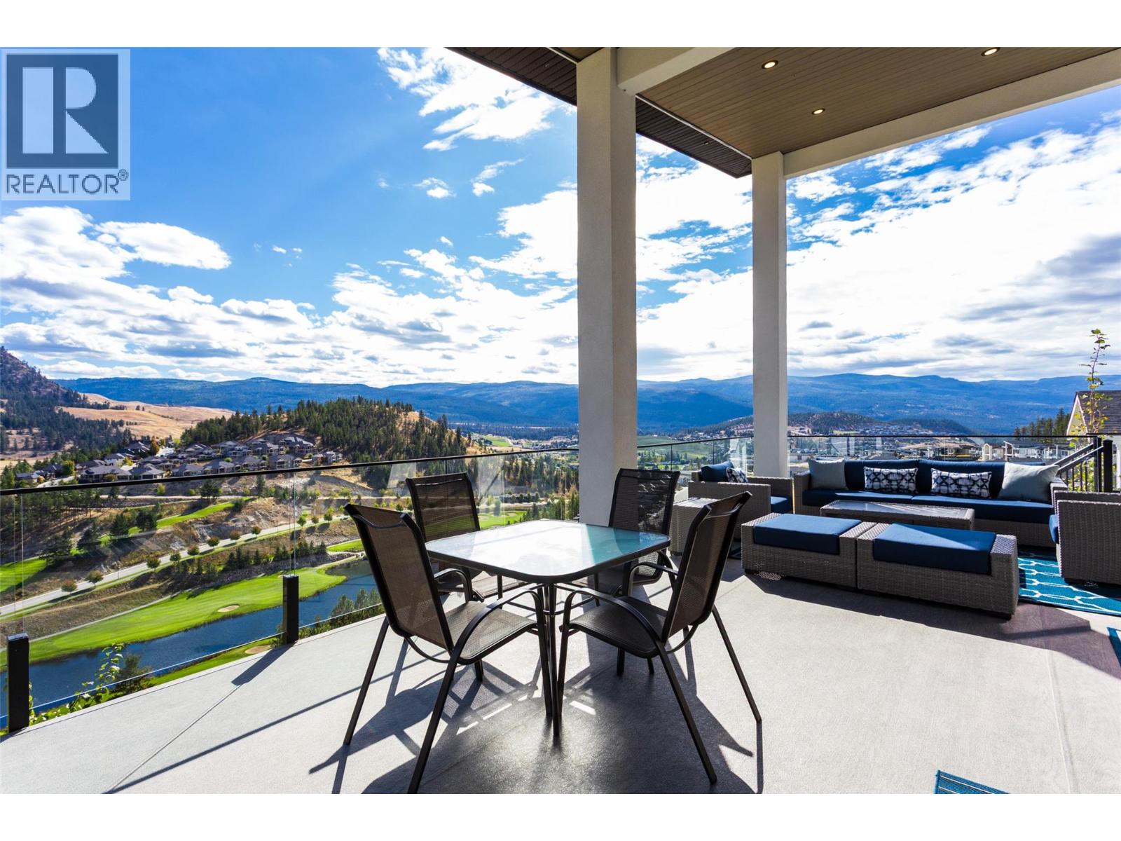  703 Carnoustie Drive, Kelowna