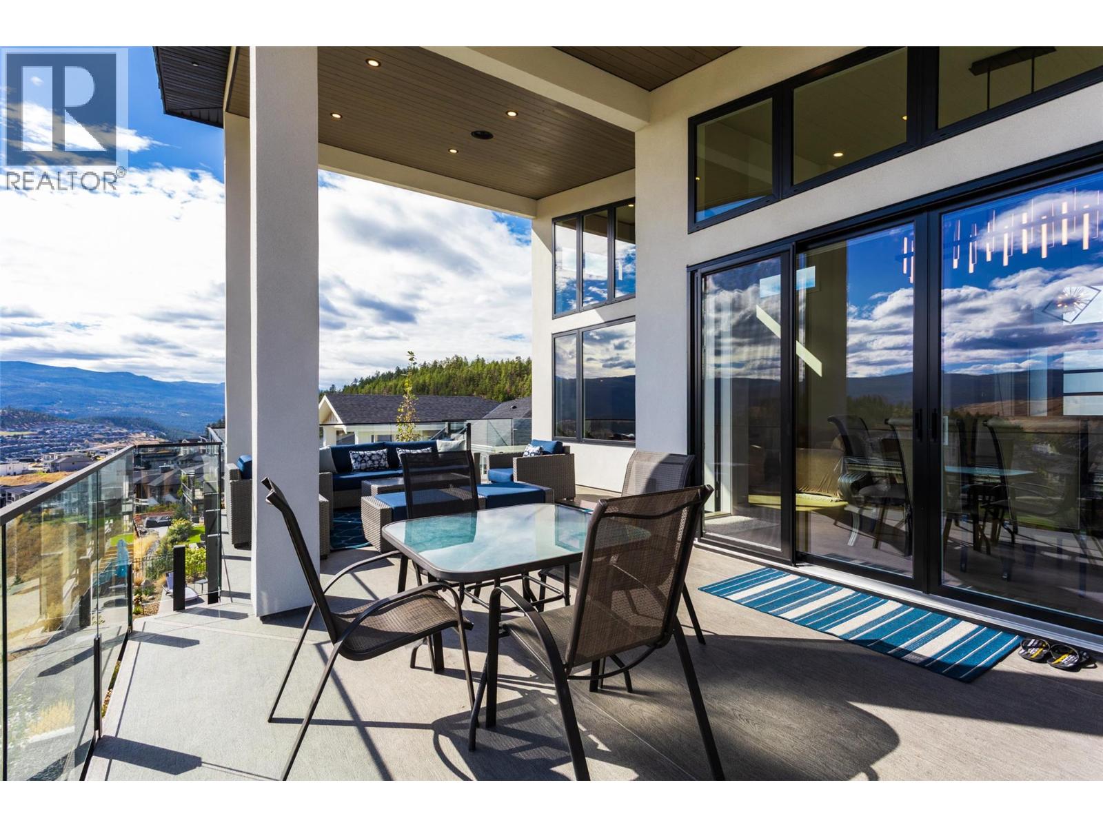 703 Carnoustie Drive, Kelowna