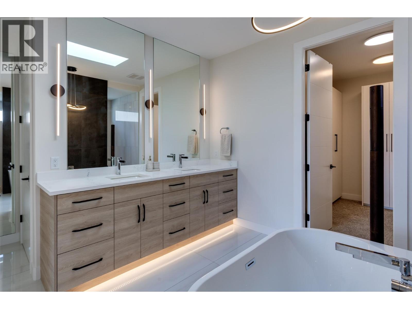 703 Carnoustie Drive - 39