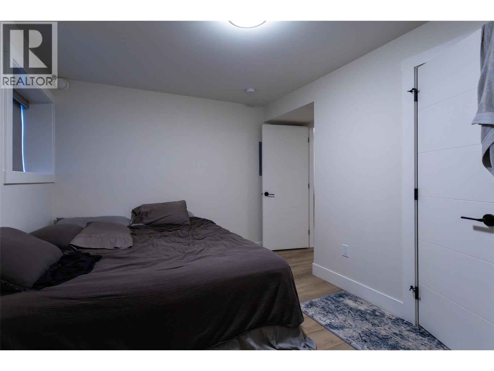  703 Carnoustie Drive, Kelowna